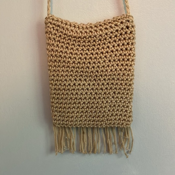 Boho macrame crossbody small purse ideal for phone, wallet & other essentials - Picture 3 of 12